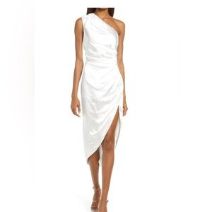 Elliatt White One Shoulder Midi Dress